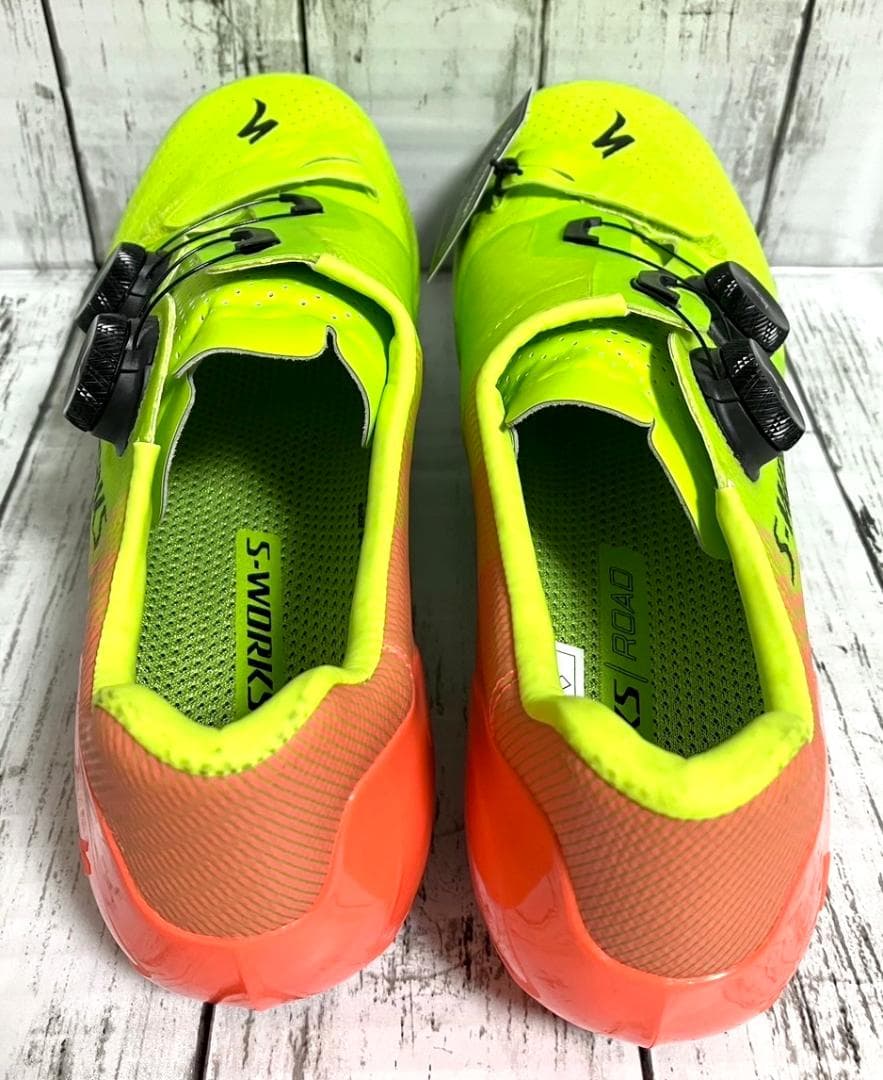 【24時間以内匿名配送】スペシャライズド S-WORKS 7 Rd 29.9cm