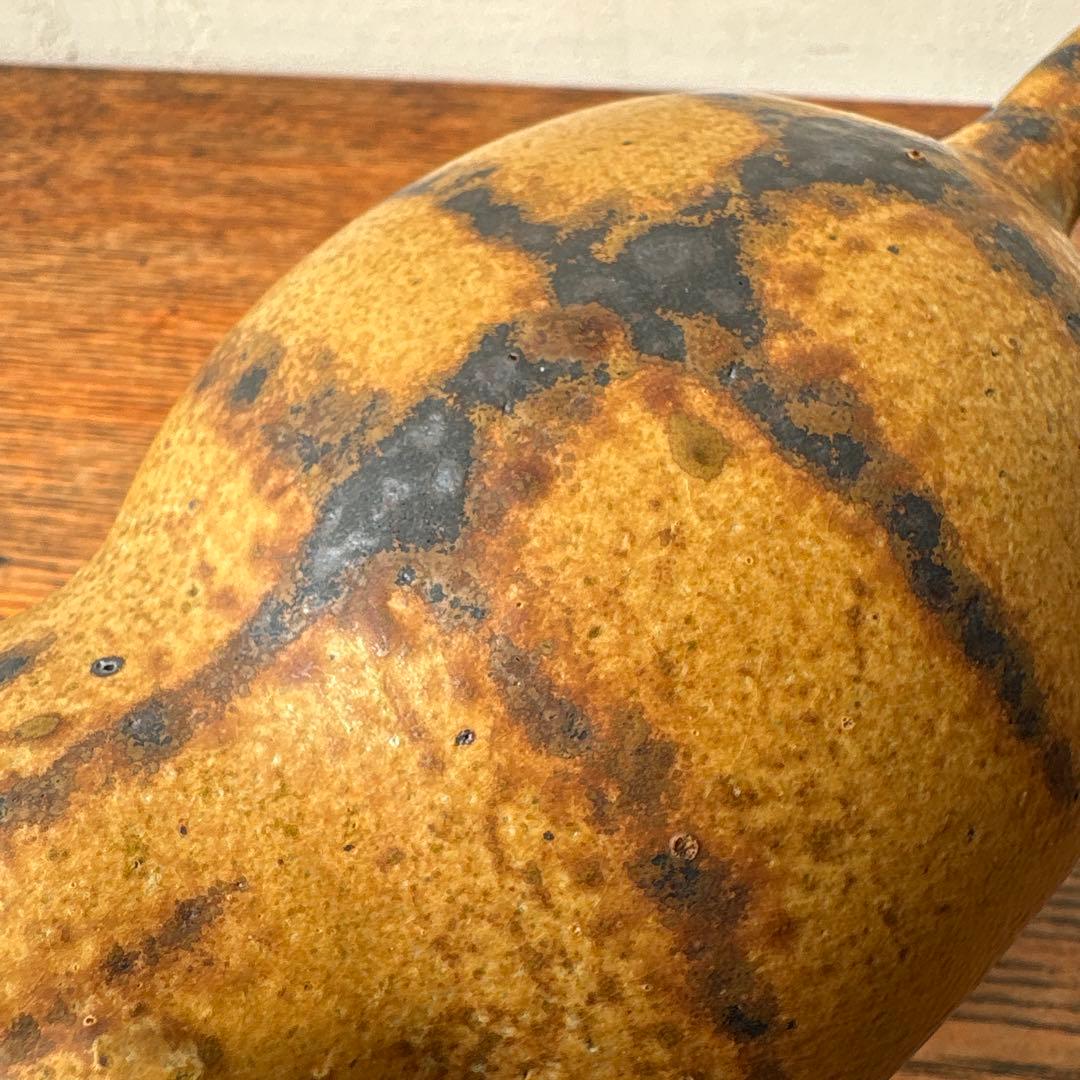 陶芸 太った茶色の虎猫 トラ猫 作家物 短尾 ぼんぼりシッポ 在銘