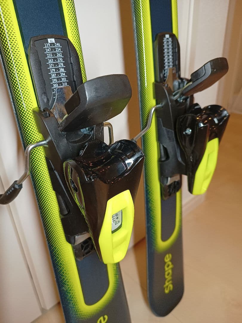 2023 HEAD ヘッド shape V1 ショートスキー 130cm