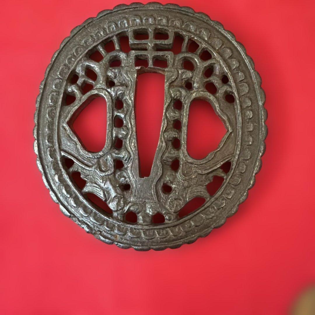 時代 古道具　鉄地 丸形 武具 刀装具