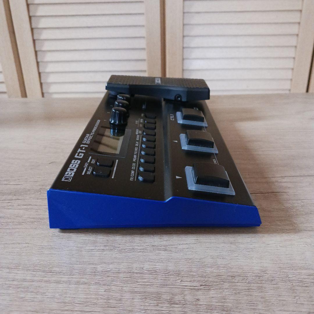 【美品】BOSS GT-1 ギターエフェクター　マルチエフェクター