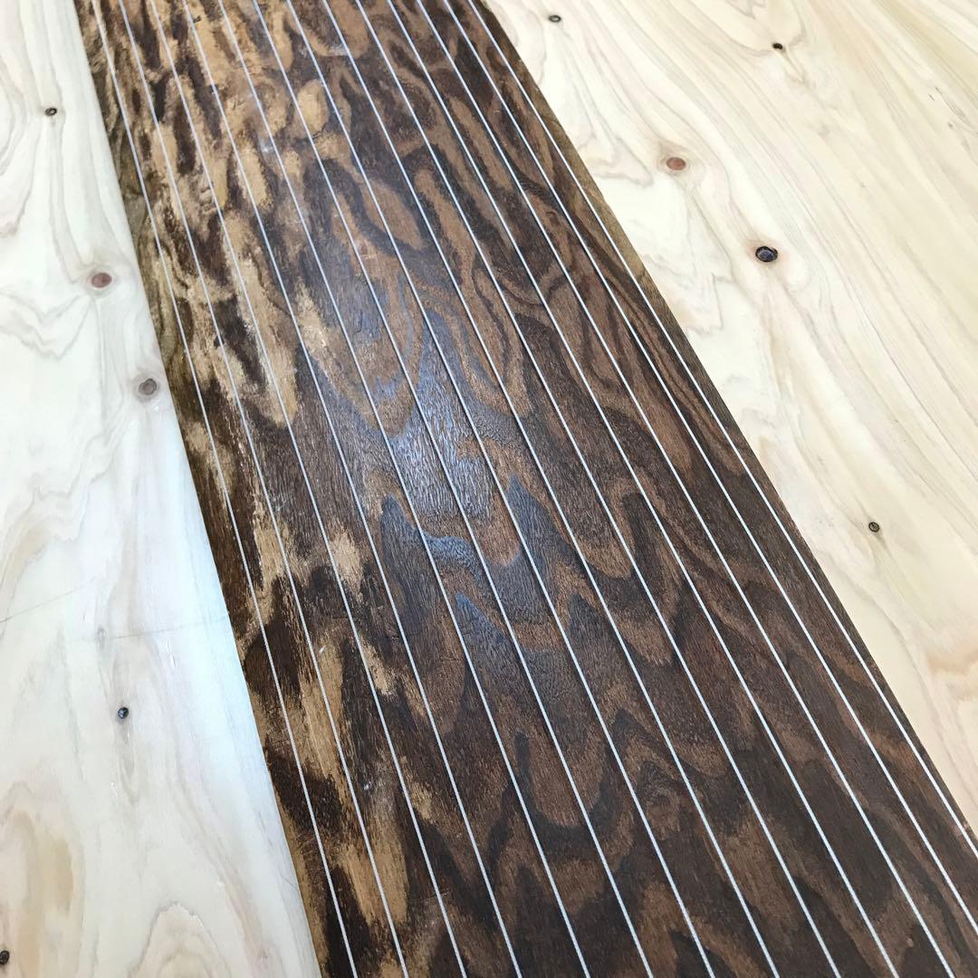 お琴　13弦　くり甲　綾杉彫　玉縁