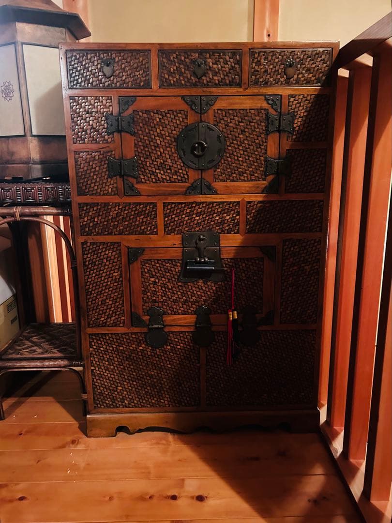 李朝家具 網代細工 アジロ 真鍮金具 収納家具 古家具 韓国骨董 ヴィンテージ