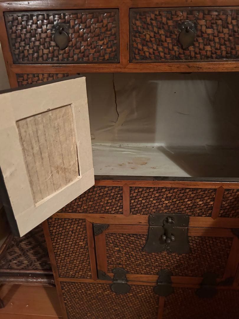 李朝家具 網代細工 アジロ 真鍮金具 収納家具 古家具 韓国骨董 ヴィンテージ