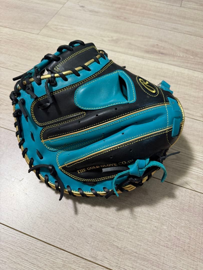 Rawlings 軟式グローブ 黒と水色