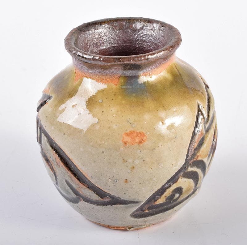 みき　琉球美術　壺屋焼　人間国宝　金城次郎作　 魚文　小壷　M　R3676