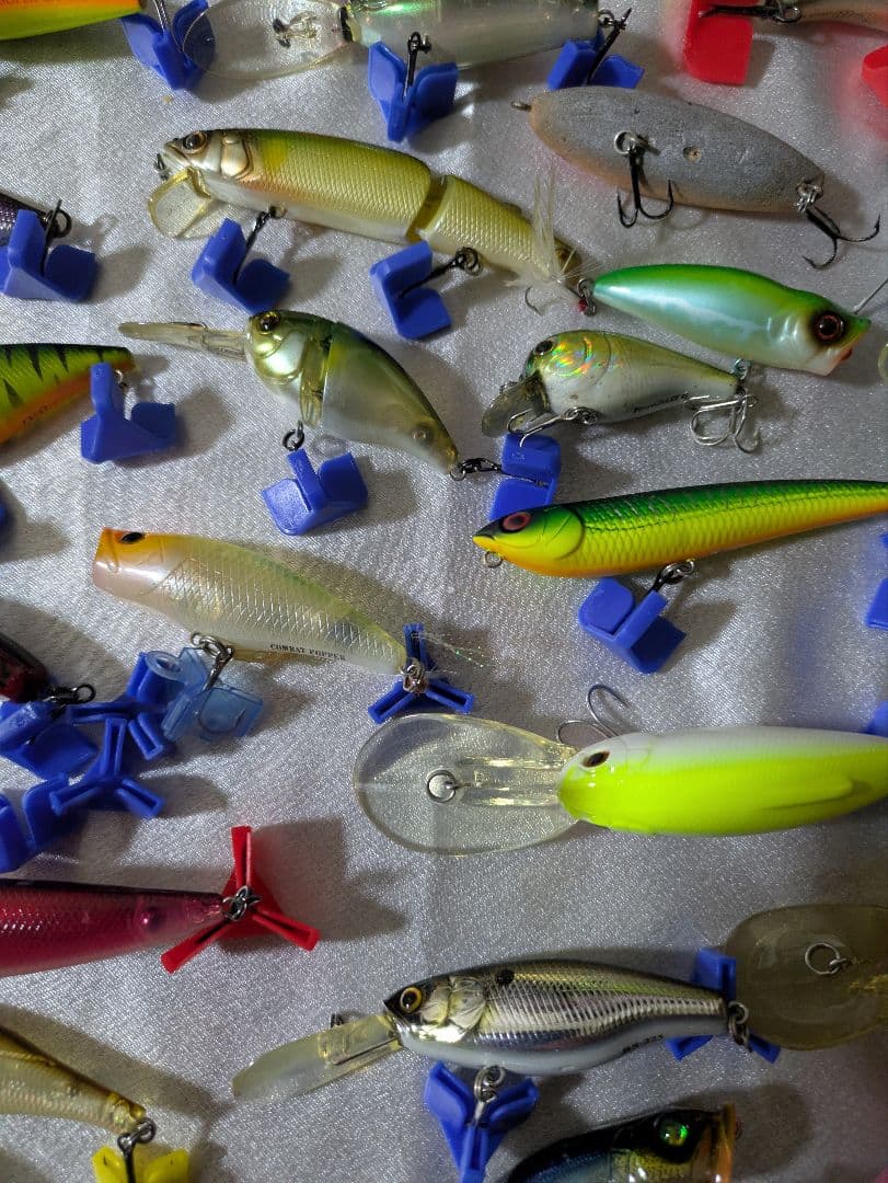 ハードルアーセット 33個ケース付き