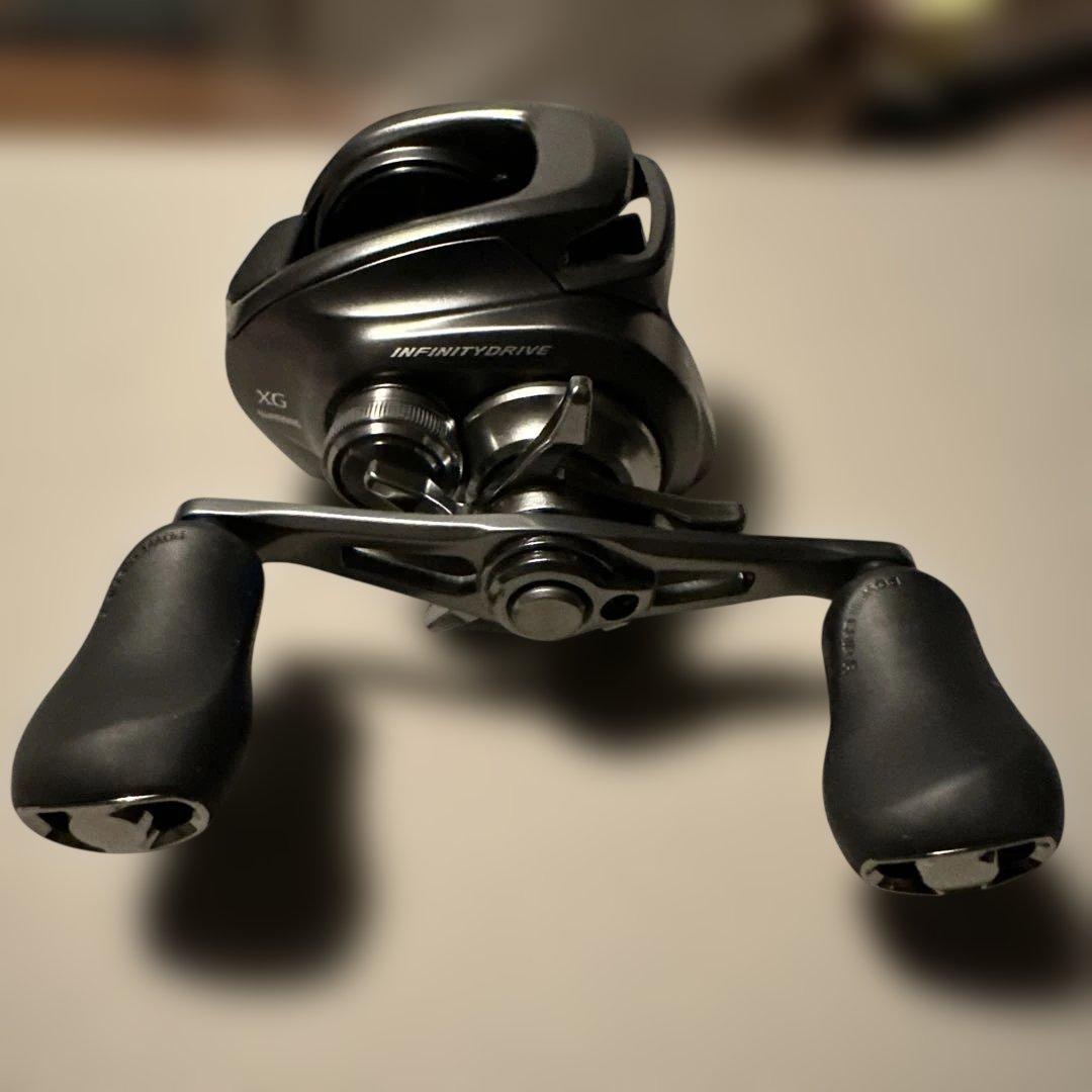 22バンタム　XG RIGHT シマノ　ベイトリール