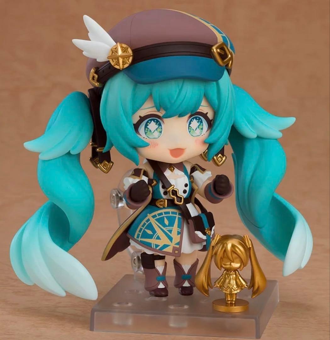 新品未開封　ねんどろいど 初音ミク 100番目の冒険Ver.特典付き ＋ポーチ