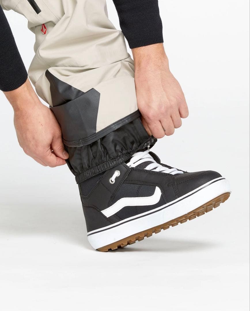 【新品未使用】ボルコム ガイドゴアテックス　パンツ　Lサイズ