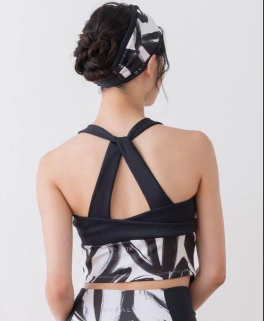 ハートプリントホルターネックブラトップ　Ｓサイズ　sukala ラバ　ヨガ