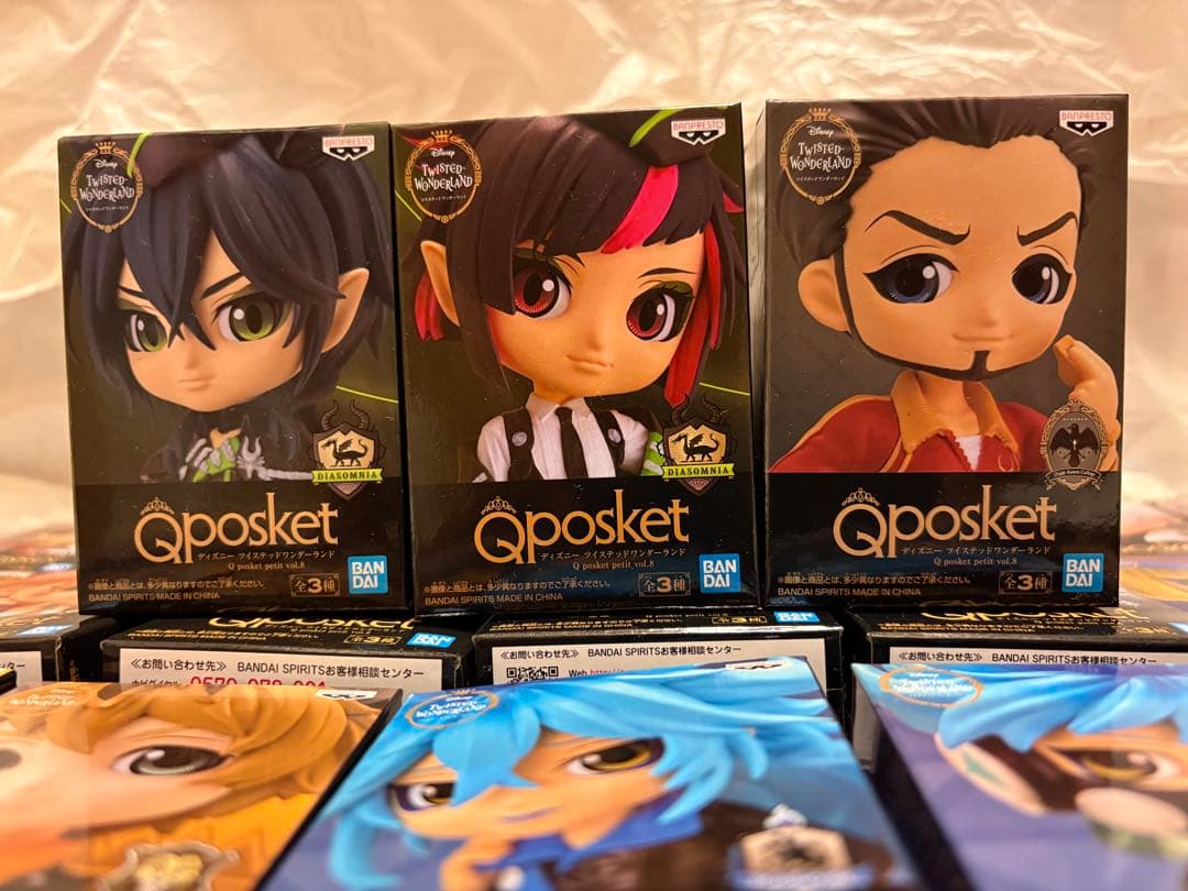 未開封 ツイステッドワンダーランド　フィギュア　qposket ツイステ