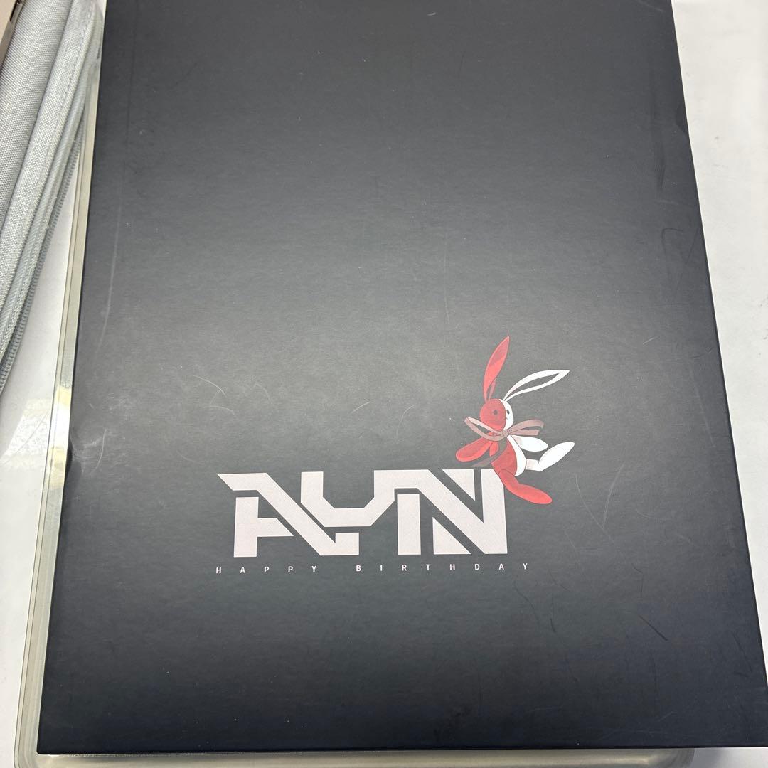 アイン　時空の絵旅人　2023バースデーセット　アクリルスタンド 缶バッジセット