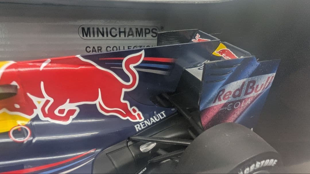 【新品未開封】MINICHAMPS レッドブル F1 1/18 RB5