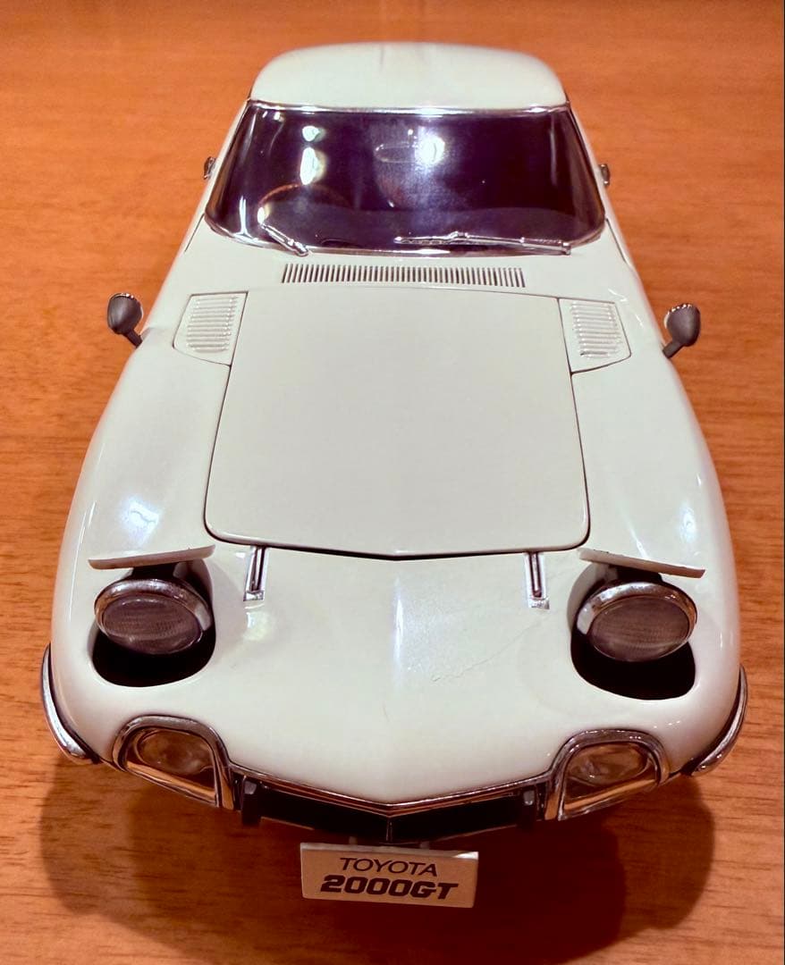 AUTOart製 トヨタ2000GT 1/18