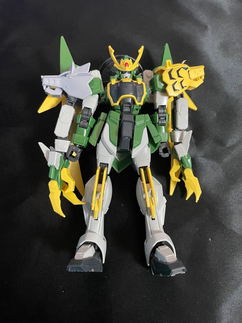 MG、HG ビルド系ガンプラ 素組み (1部塗装あり)