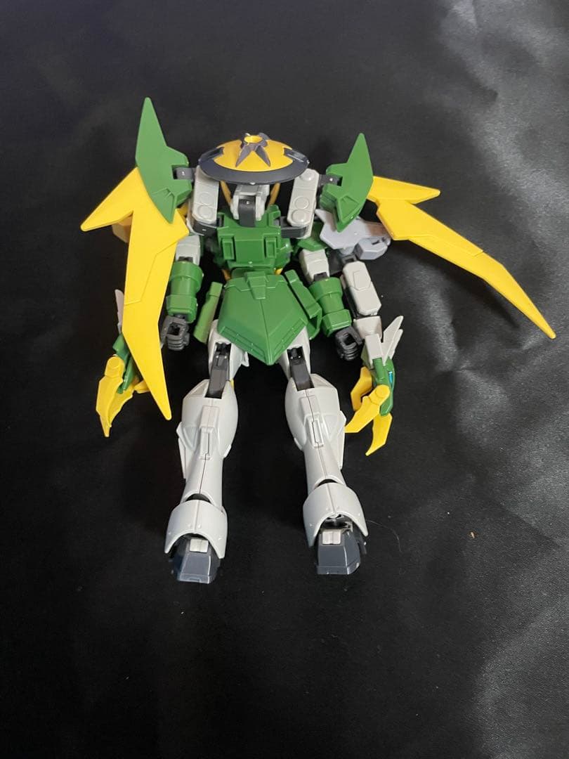 MG、HG ビルド系ガンプラ 素組み (1部塗装あり)