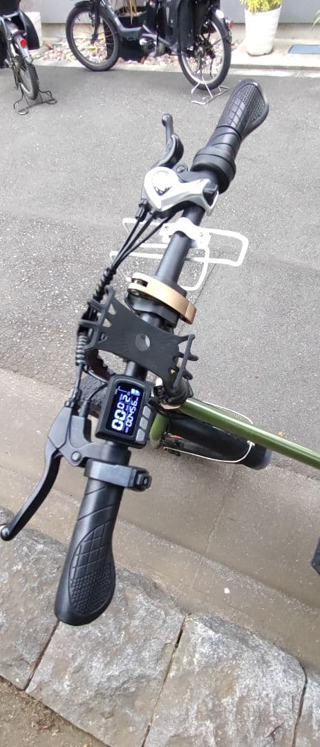 E-BIKE 式電動アシスト自転車 オリーブグリーン ジャンク品 即購入❌️