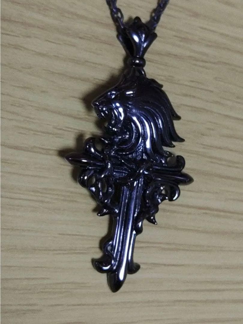 FF8 ブラックシルバーペンダント スコール