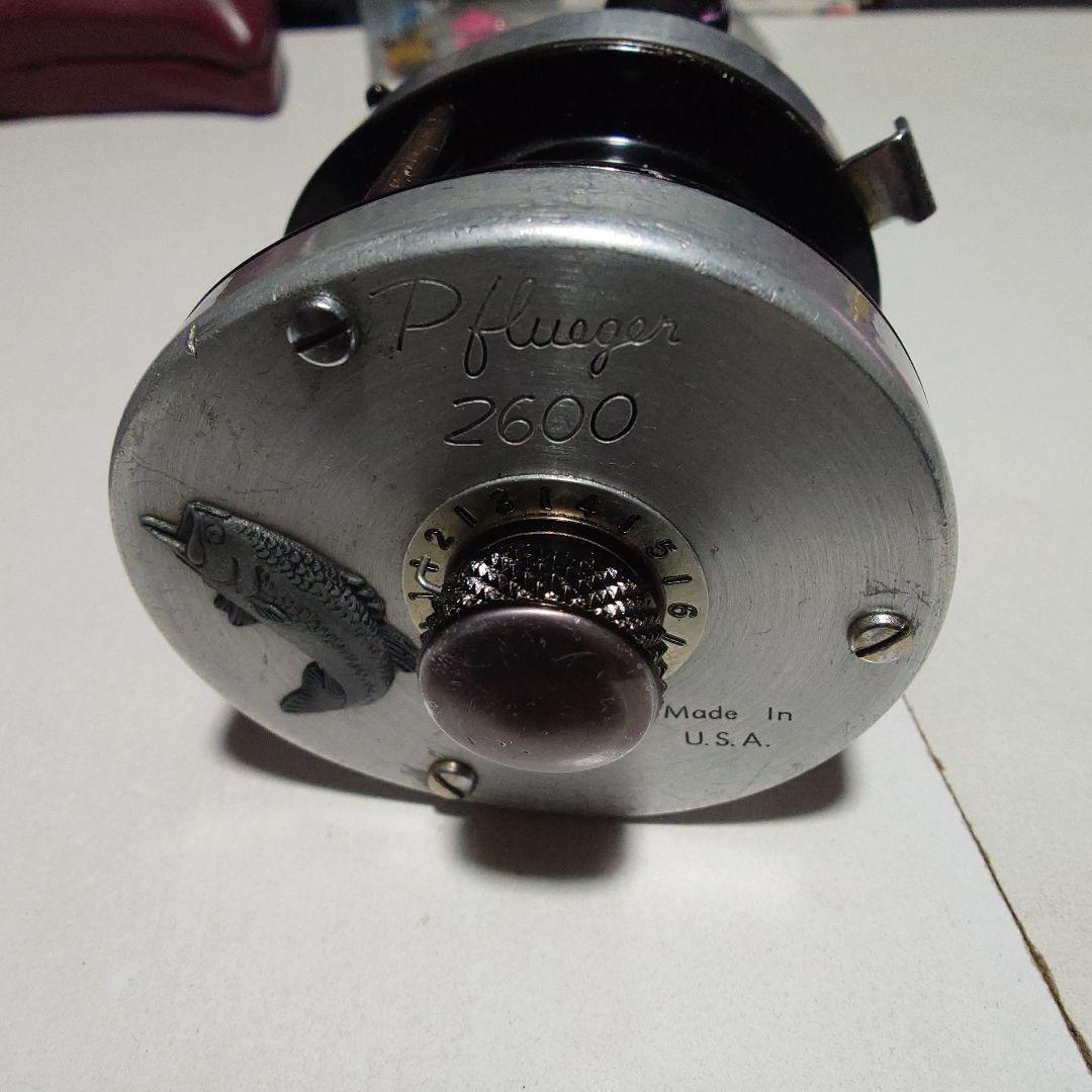 Pflueger フルーガー 2600 ベイトリール
