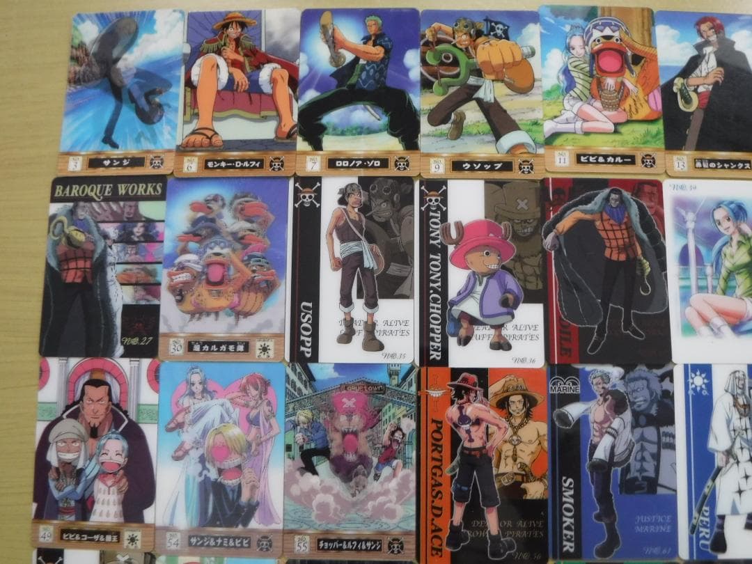 ワンピース　海賊王グミ　カード　50枚セット　ルフィ・ゾロ・サンジ・ナミ・ロビン
