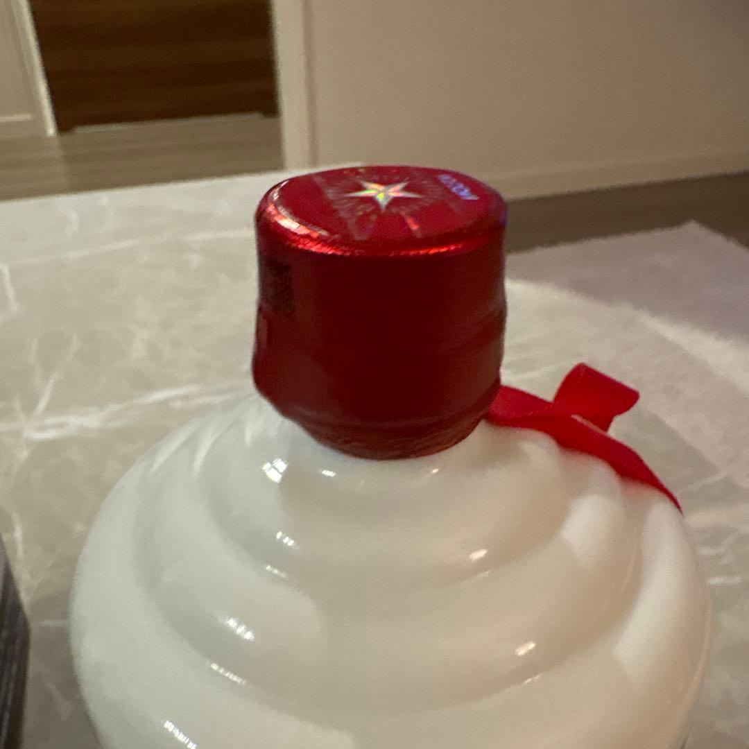 【高級酒、元値10万】茅台酒 焼酎 1リットル　1ML 2024年