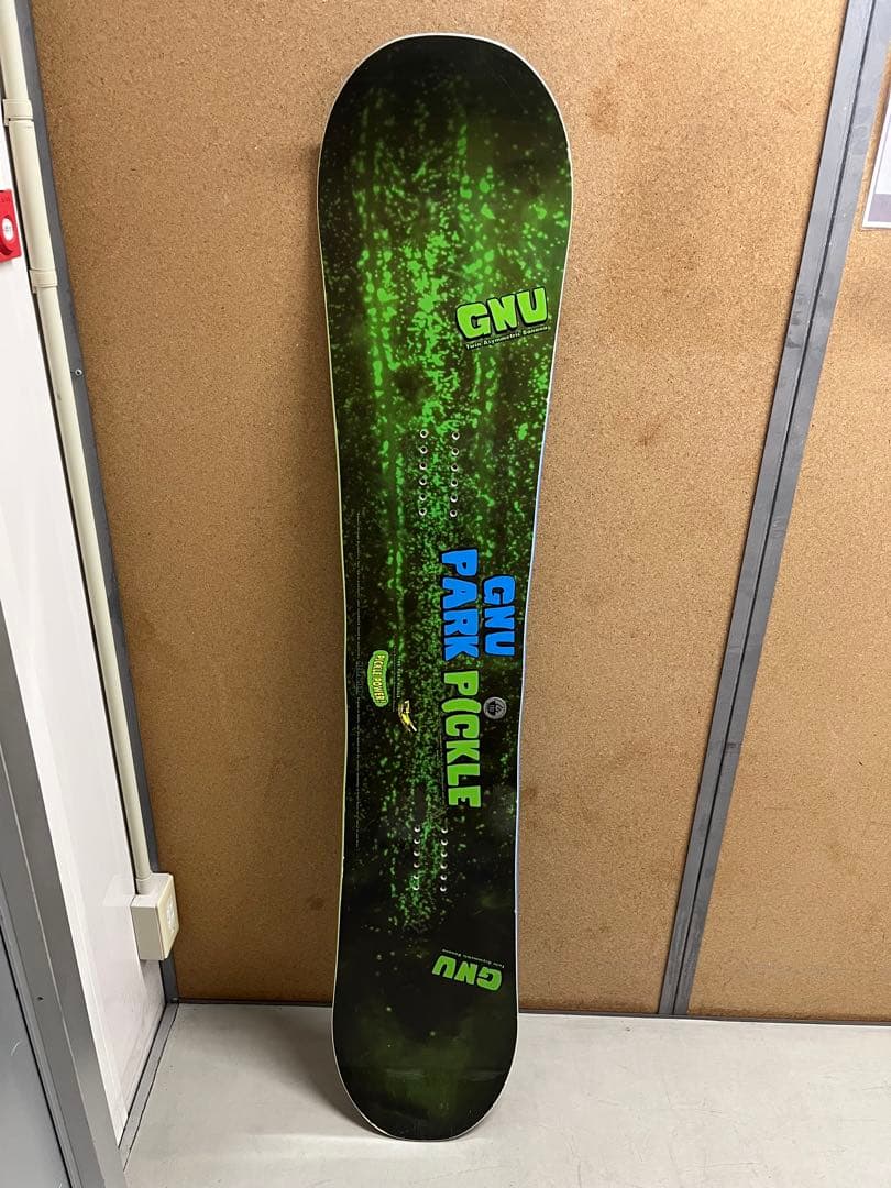 スノーボード GNU PARK PICKLE 153