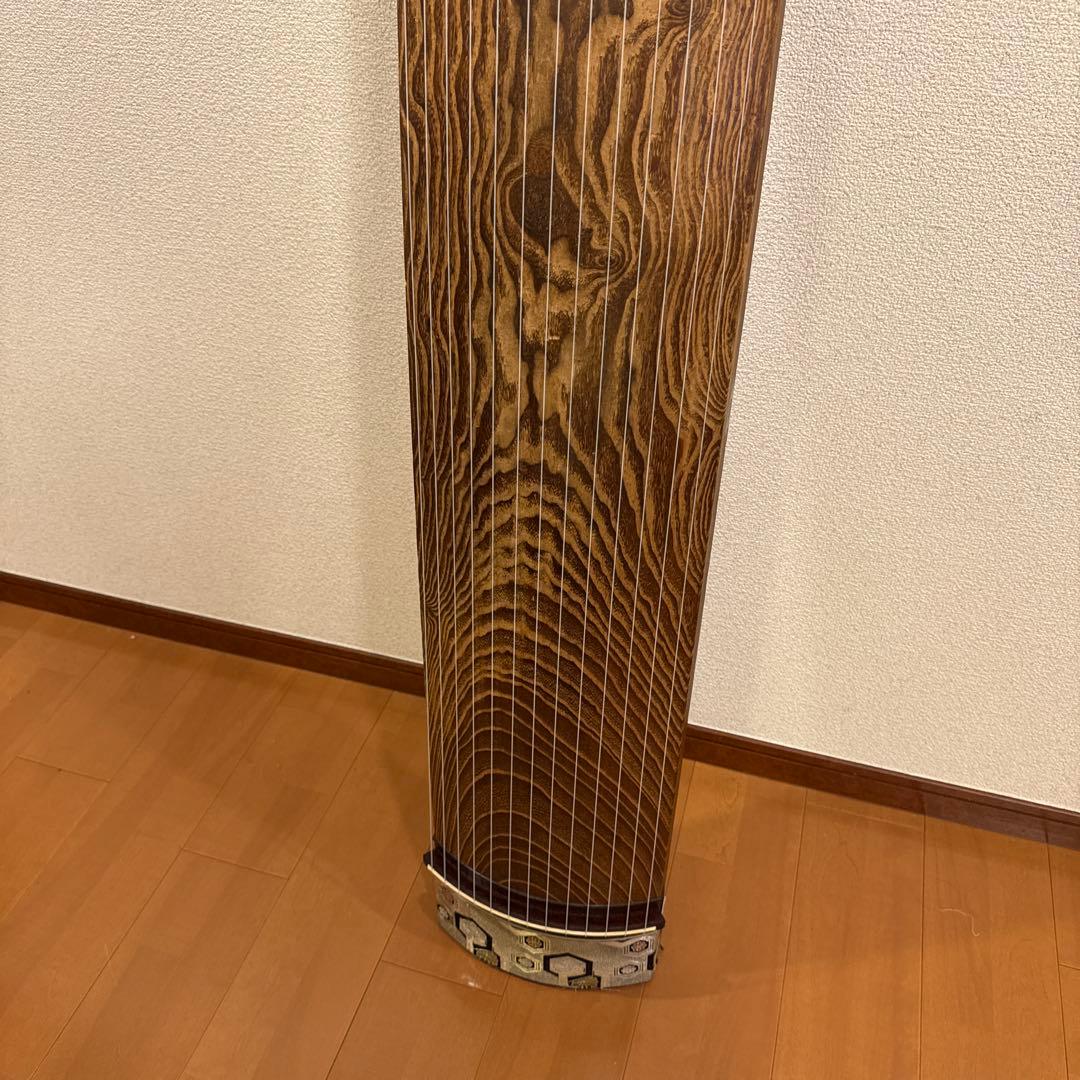琴 13弦 綾杉彫り くり甲 福山琴