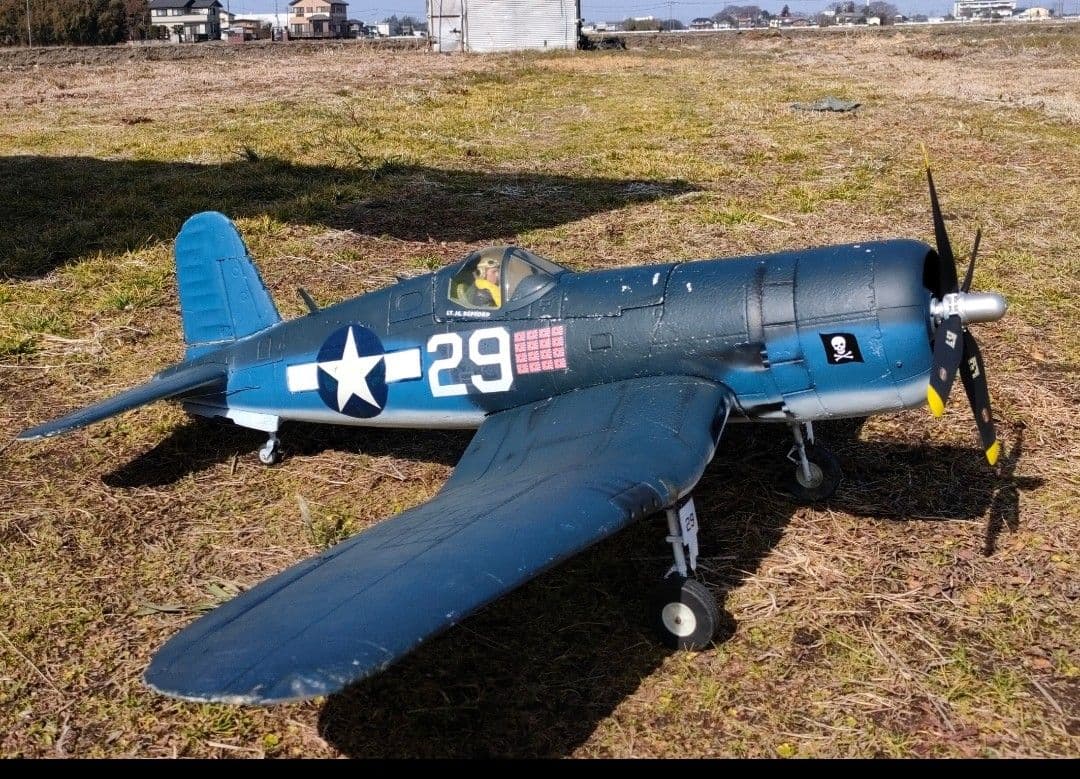 F4U コルセア　ラジコン飛行機　電動