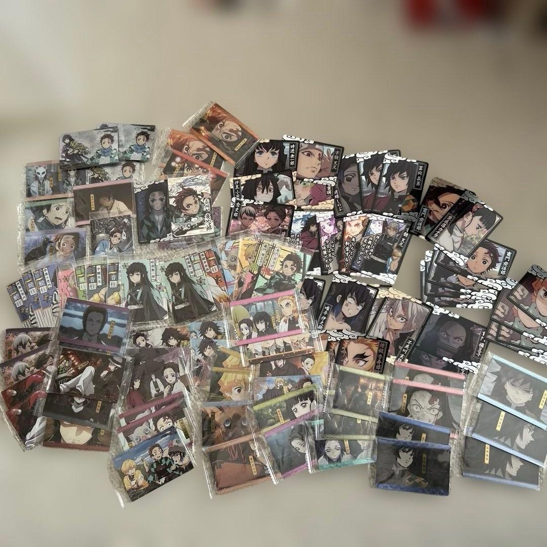 鬼滅の刃 ウエハース　カード　102枚　まとめ売り　おまけ付き