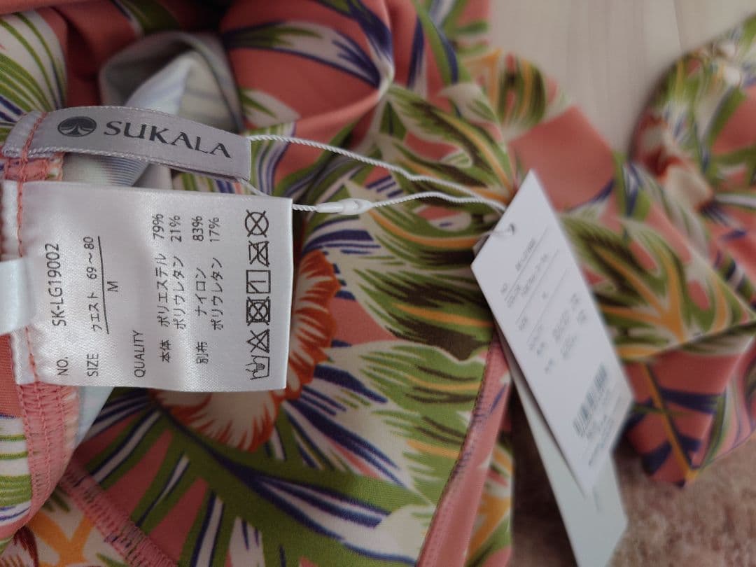 SUKALA トロピカルプリントレギンス　M