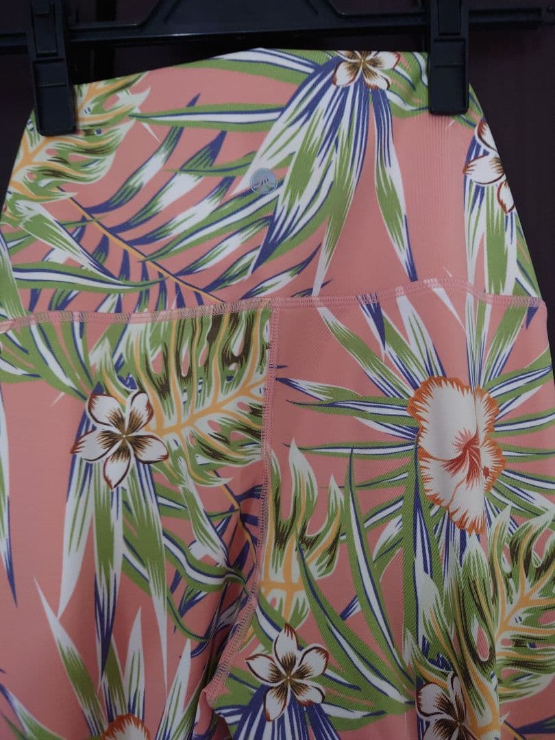 SUKALA トロピカルプリントレギンス　M