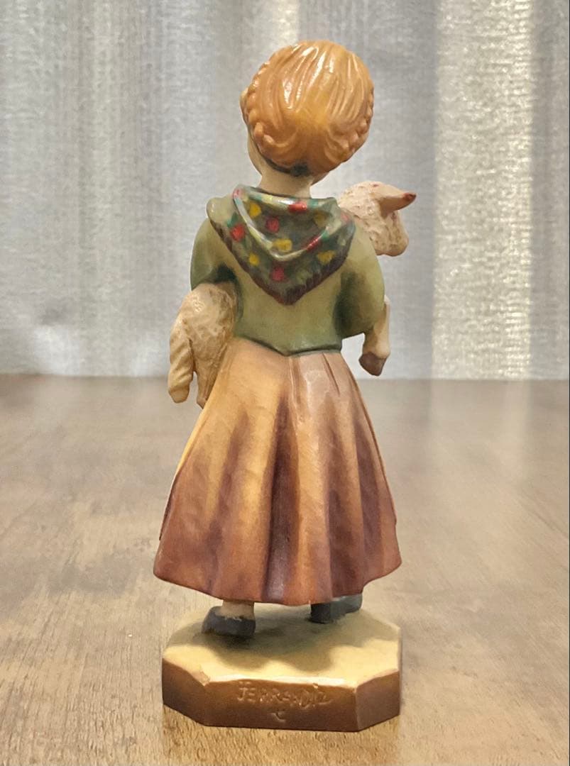 【限定2250体】アンリ/少女と子羊像/アンティーク置物