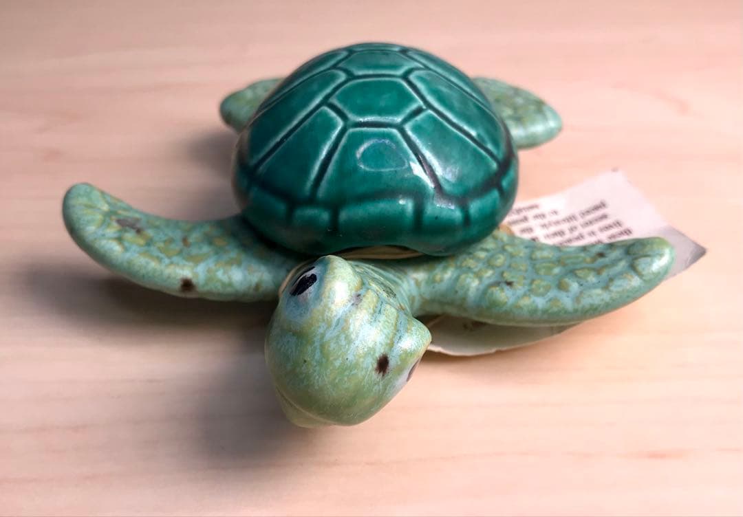 ハワイ島 ウミガメ オブジェ 陶器製 4本