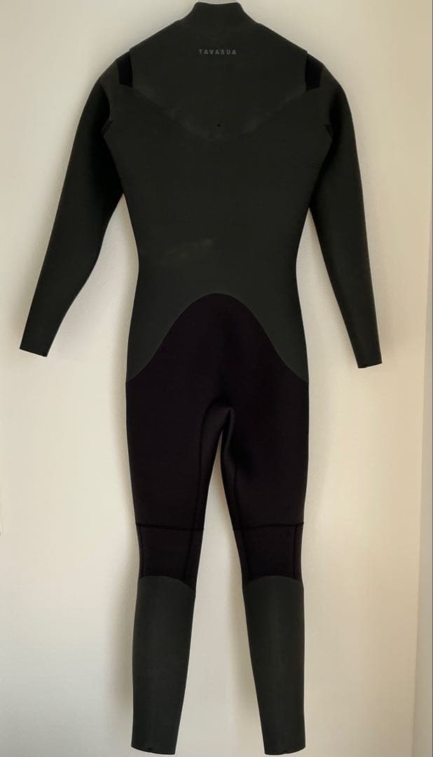 【新品、未使用】TAVARUA 5×3セミドライスーツ