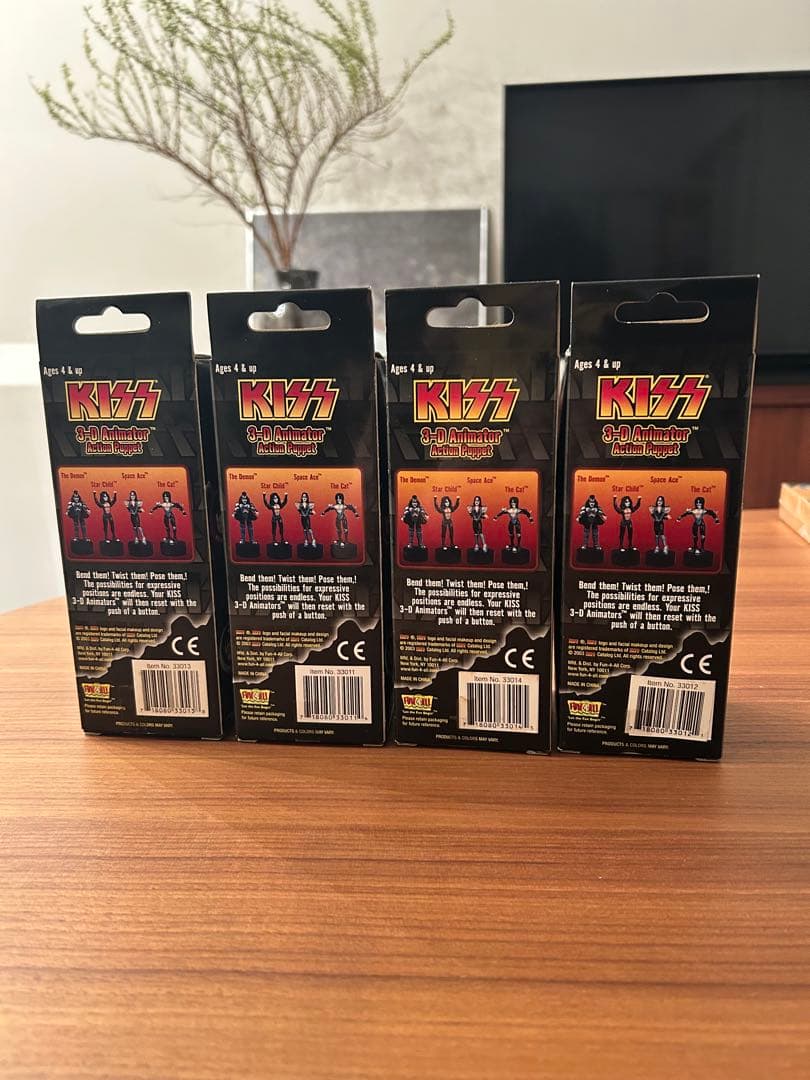 KISS アクションパペット4体セット
