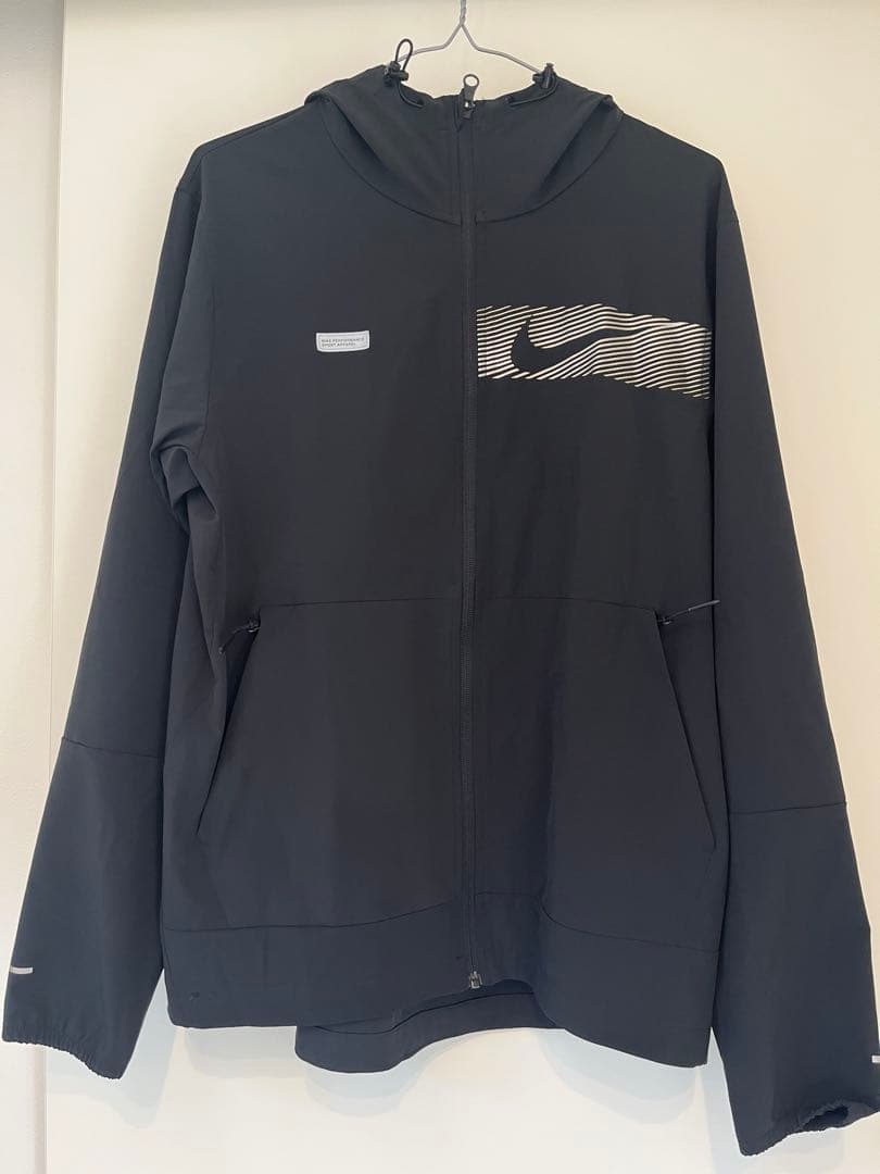 Nike✴︎ アンリミテッドウィンドブレーカー　Mサイズ