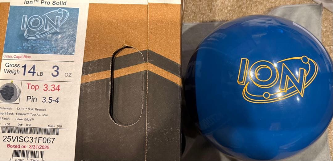 ボウリングボール　ストームアイオンプロソリッド14P 新品