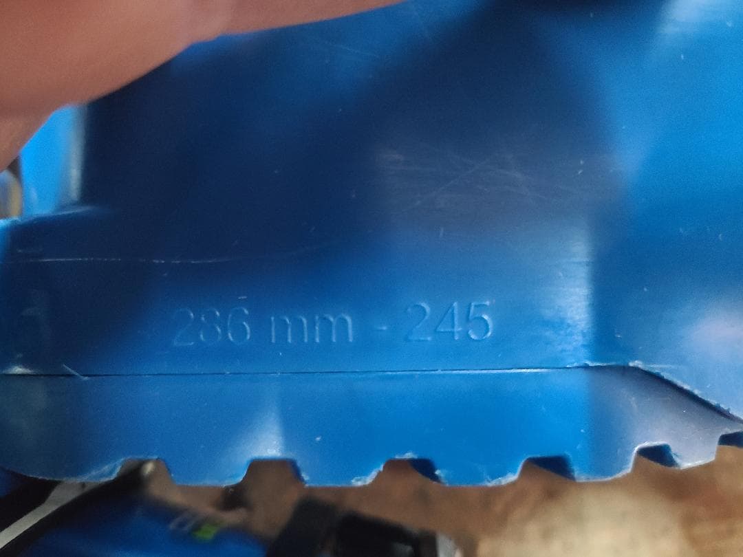 スキー 24-24.5 LANGE RS 100 SC WIDE FIS