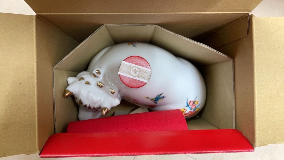 【未開栓】サントリーウイスキー、ローヤル2021年600ml（丑歲）