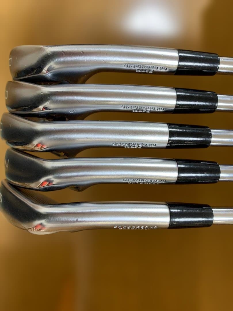 Mizuno JPX923フォージドアイアンセット 6-9 P