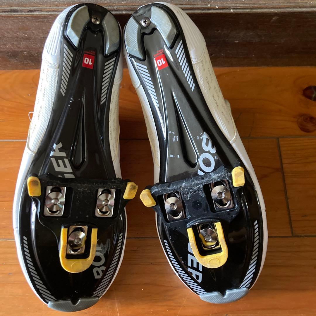 Bontrager ホワイト 自転車シューズ　クリート　クリートカバー付き