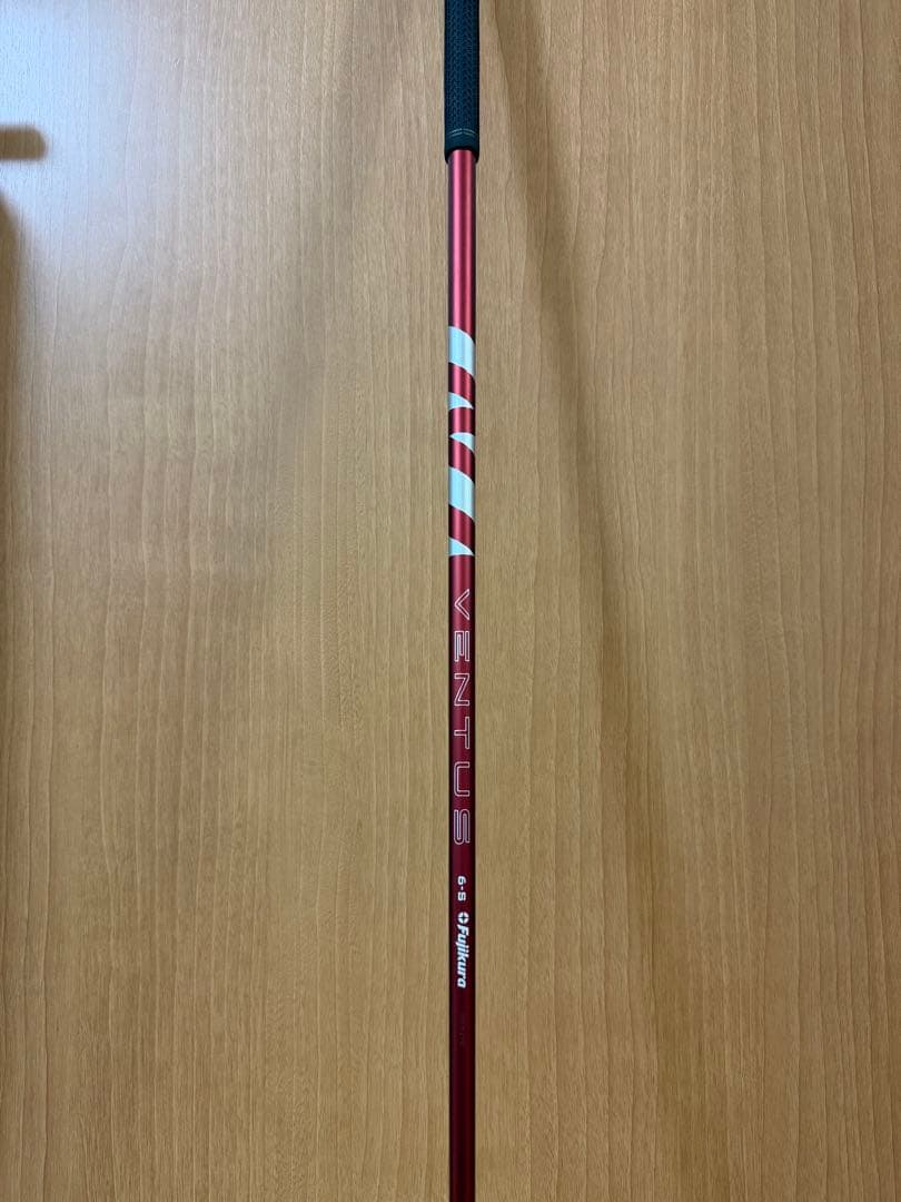 24ペンタス レッド 6S テーラーメイドスリーブ付