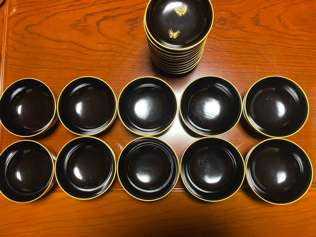 (休日限定価格)輪島塗　漆器 椀 10個セット 黒赤 金色装飾