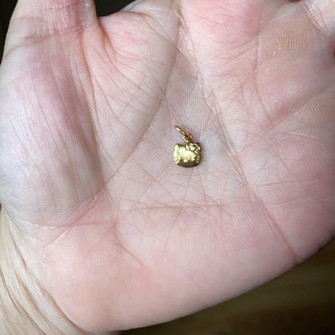 更に値下げ中 超希少ハローキティ 約1cm 箱付き