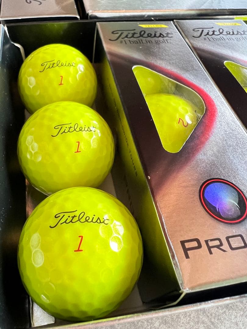 【新品】タイトリスト プロV1X2ダース ＋ スコッティキャメロン グリップ付