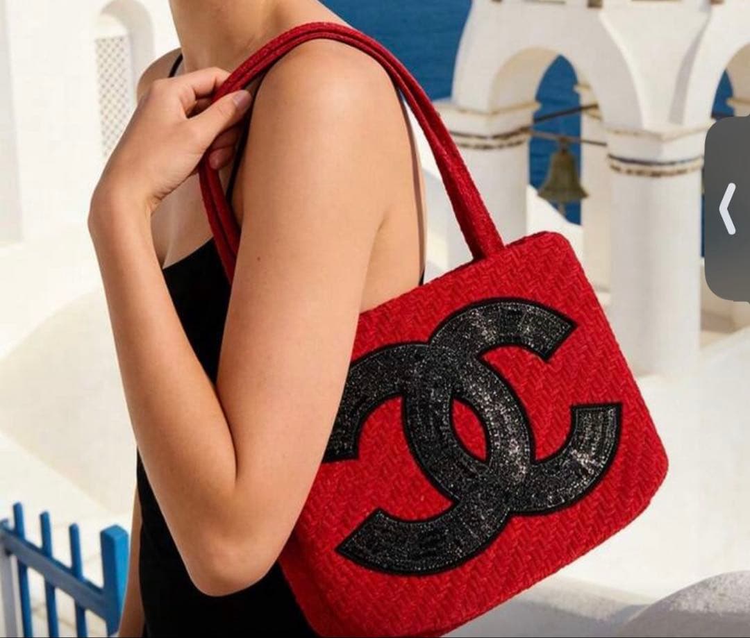 ま*ち様 新品未使用品✨CHANEL ビッグココマーク レッド　ノベルティ