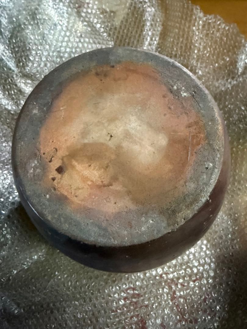 陶器製ダークブラウン丸型容器