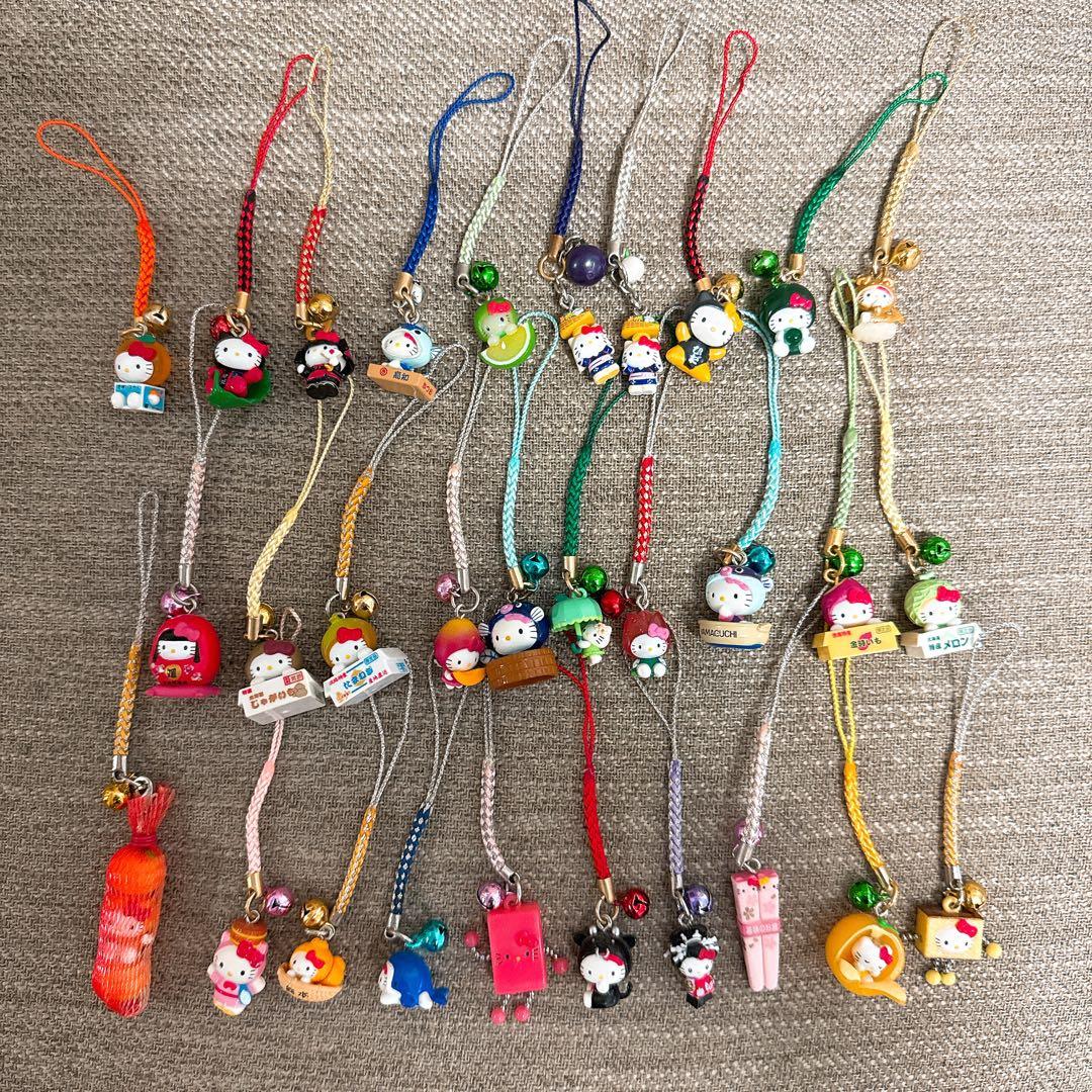 【バラ売り不可】ご当地キティ　根付け　ストラップ　100点