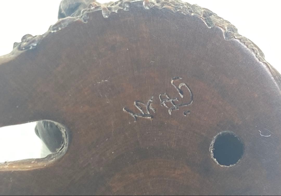 柘植材　根付　獅子ペアの彫刻、ストラップ置物、縁起物　黃楊繊細彫刻